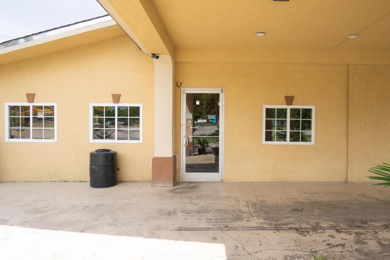 Woodridge Inn And Suites Miami Eksteriør bilde